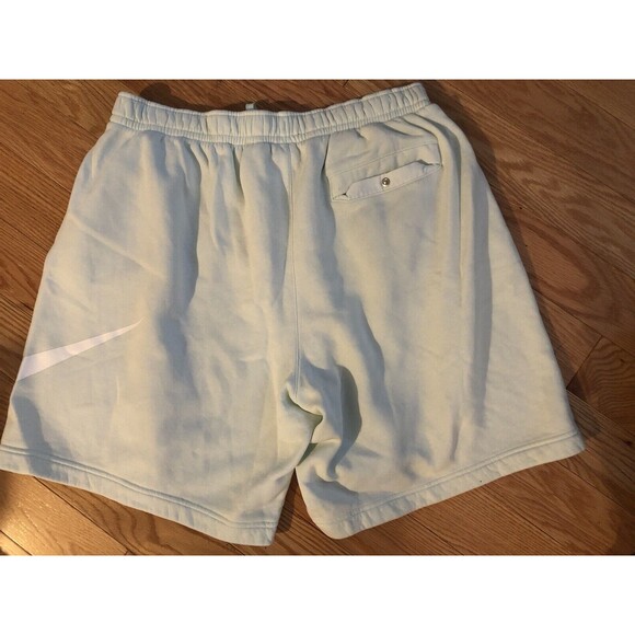 Nike Women's Fleece Shorts XXL Super Soft Light Green NWOT - Picture 4 of 6